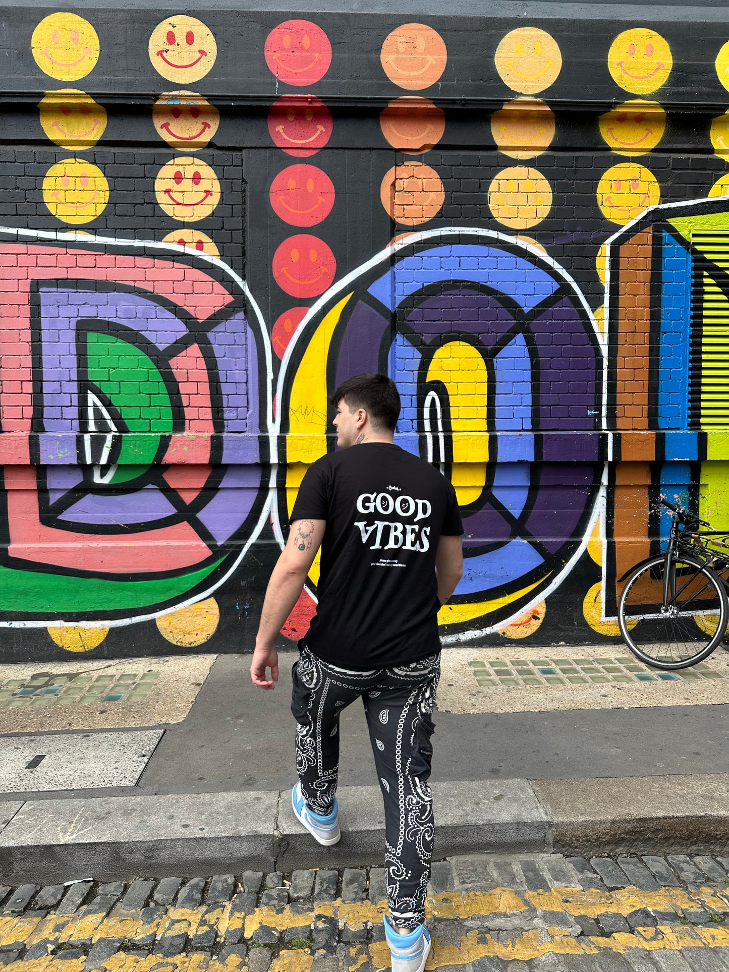 Ecoloh GOOD VIBES T-shirt